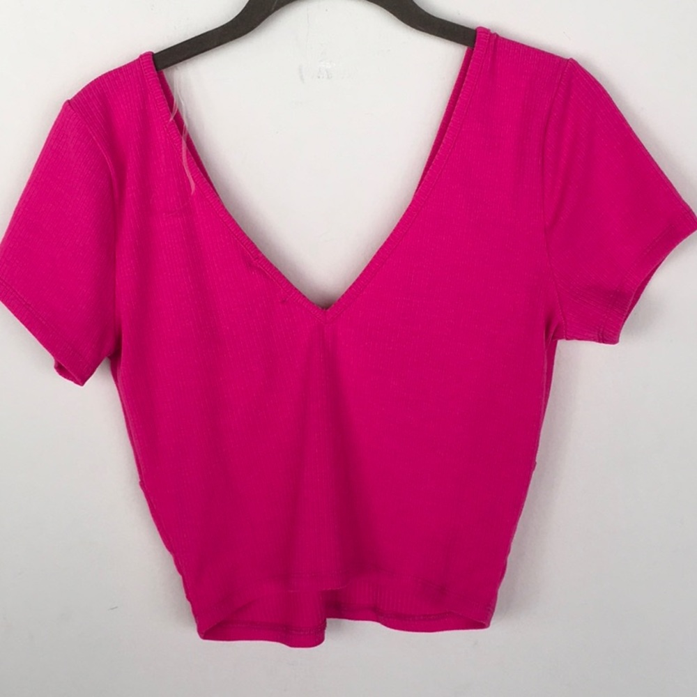 New Pink Crop Top - Picture 2 of 3